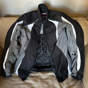 Women’s Performance Motorcycle Jacket shoulder elbow armor back pad